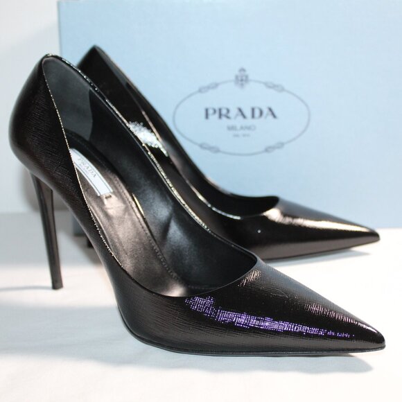 NWOB PRADA Embossed Leather Heels Pumps Vernice Saffiano Black 41 - Picture 1 of 6